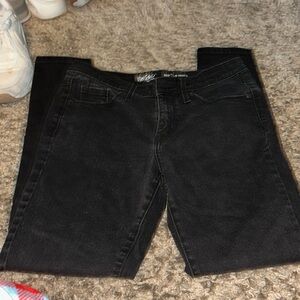 black skinny jeans
